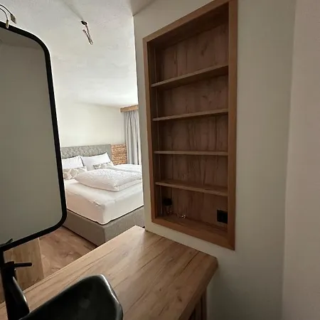 Samnaun, Chaletdmot Apartment *